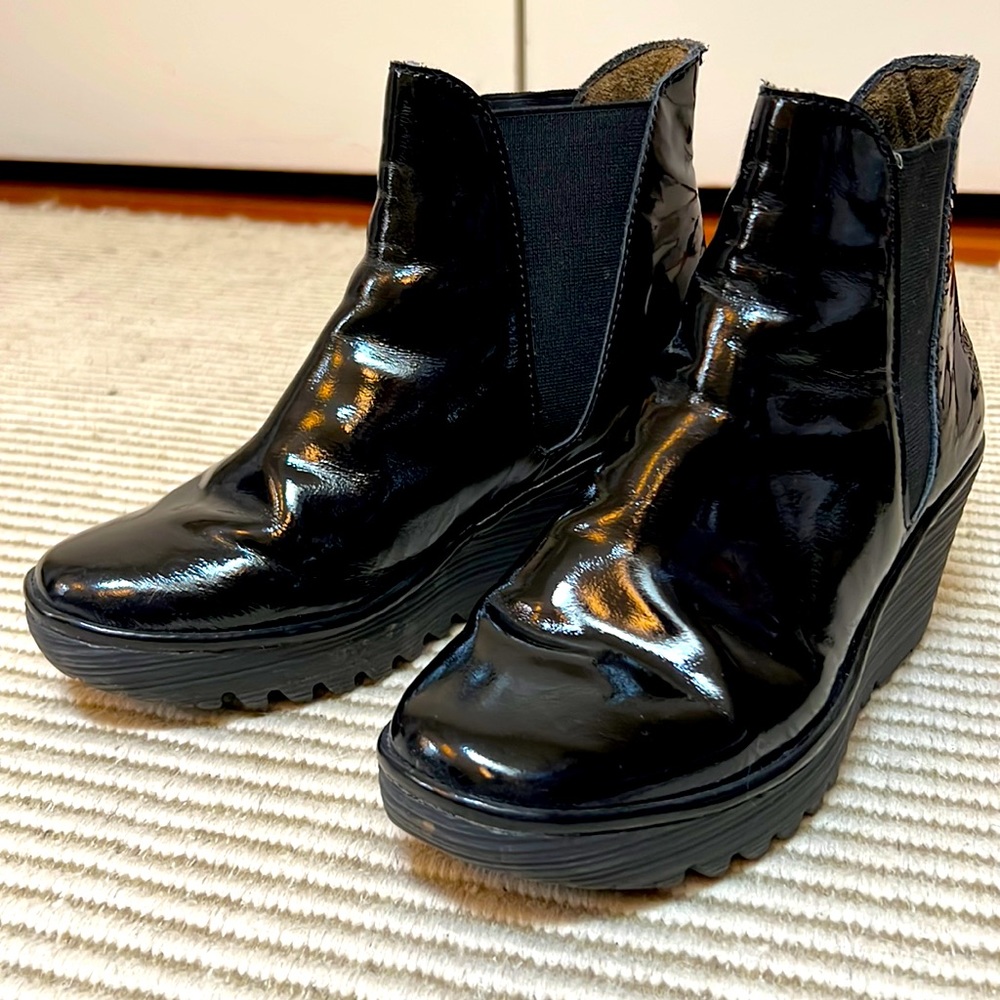 Fly London Yoss booties size 38